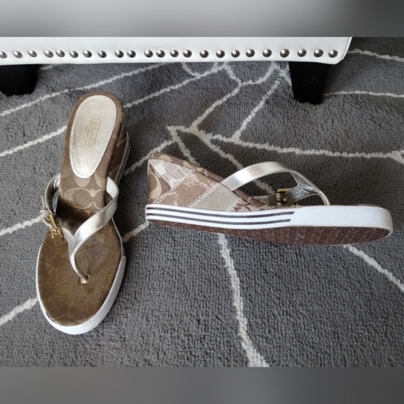 Coach "Pristine" Signature Patchwork Logo Sandals - Picture 10 of 15